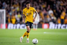 Thumbnail for article: Lage beschermt Hoever en treft bekende: 'Als hij dribbelt, schiet ik hem in zijn knie'