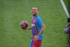 Thumbnail for article: Alves staat voor Barça-rentree: 'Belangrijkste uitdaging uit mijn carrière'