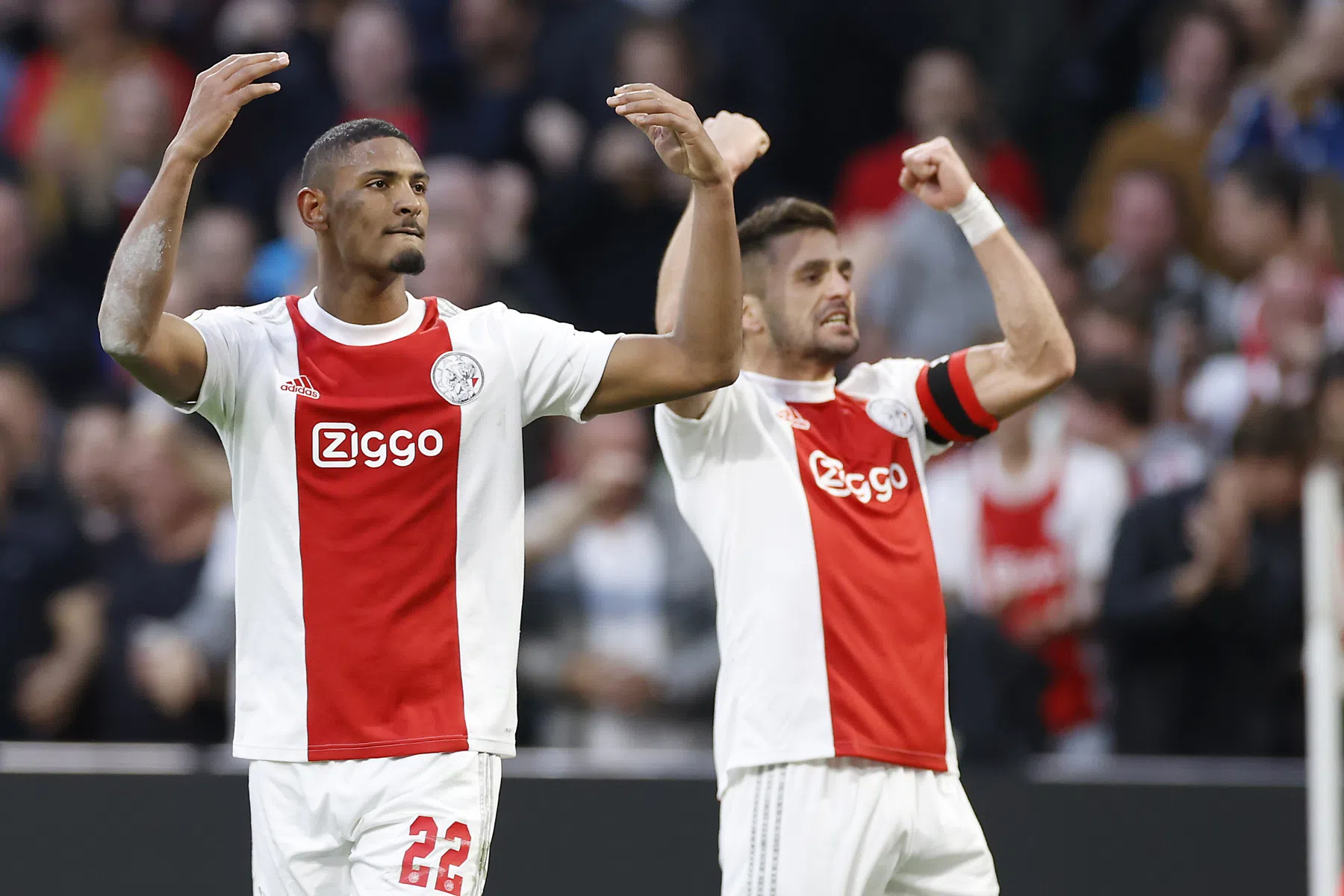 Tadic en Haller in prestigieuze tophonderd van The Guardian