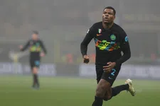 Thumbnail for article: Matchwinner Dumfries sluit memorabel kalenderjaar in stijl af