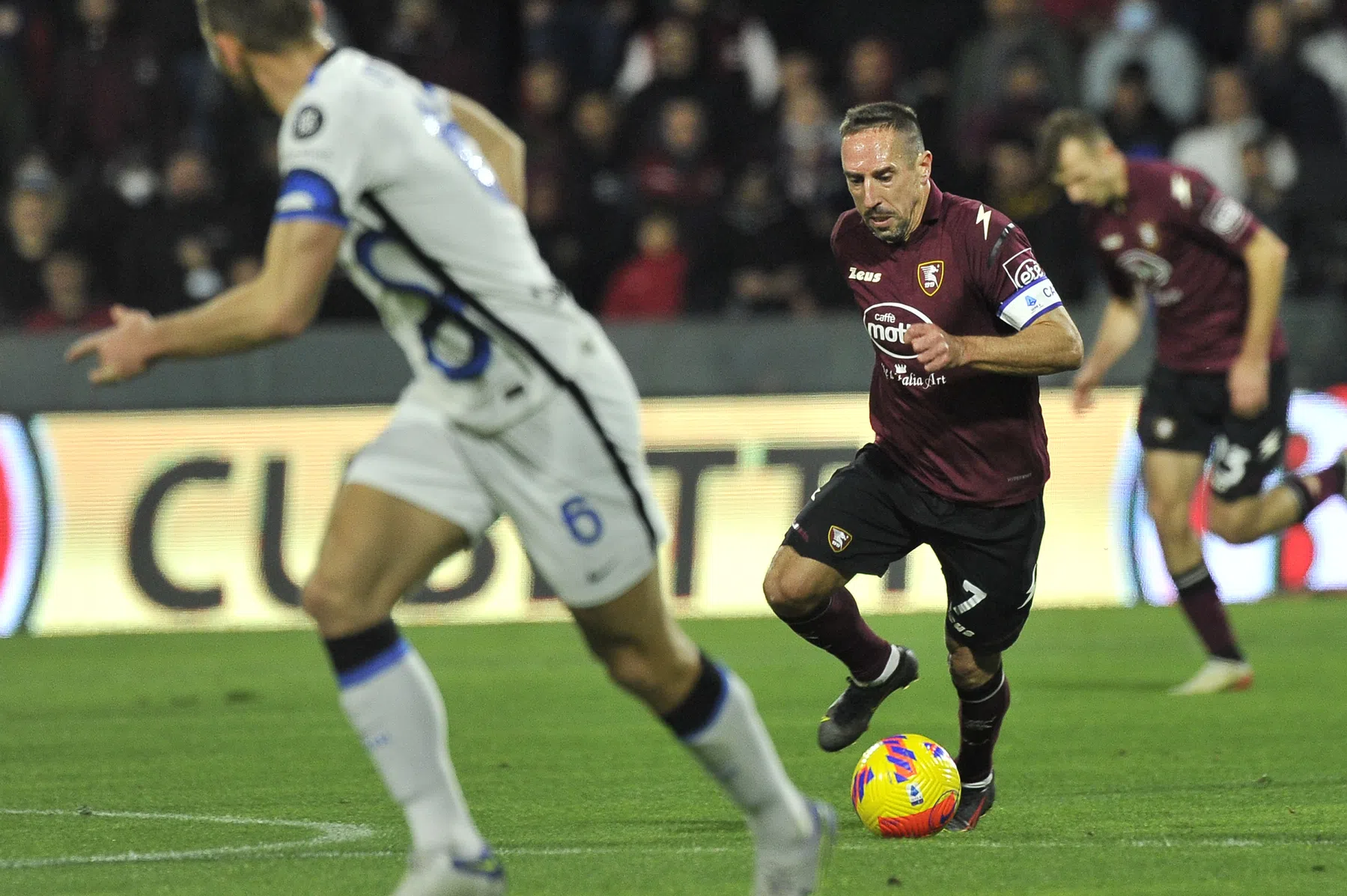 Tijd dringt voor club van Ribéry: nog één dag voor verkoop