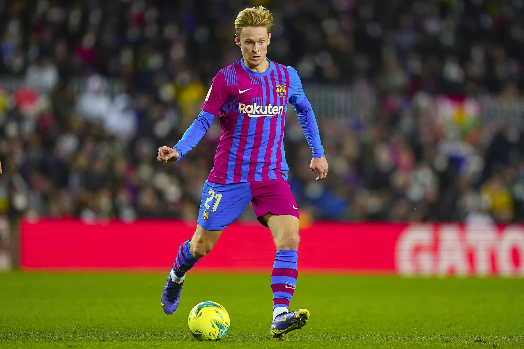 Spaanse pers ziet onzichtbare Frenkie de Jong: 'Hij is een kleine versie van zichzelf'