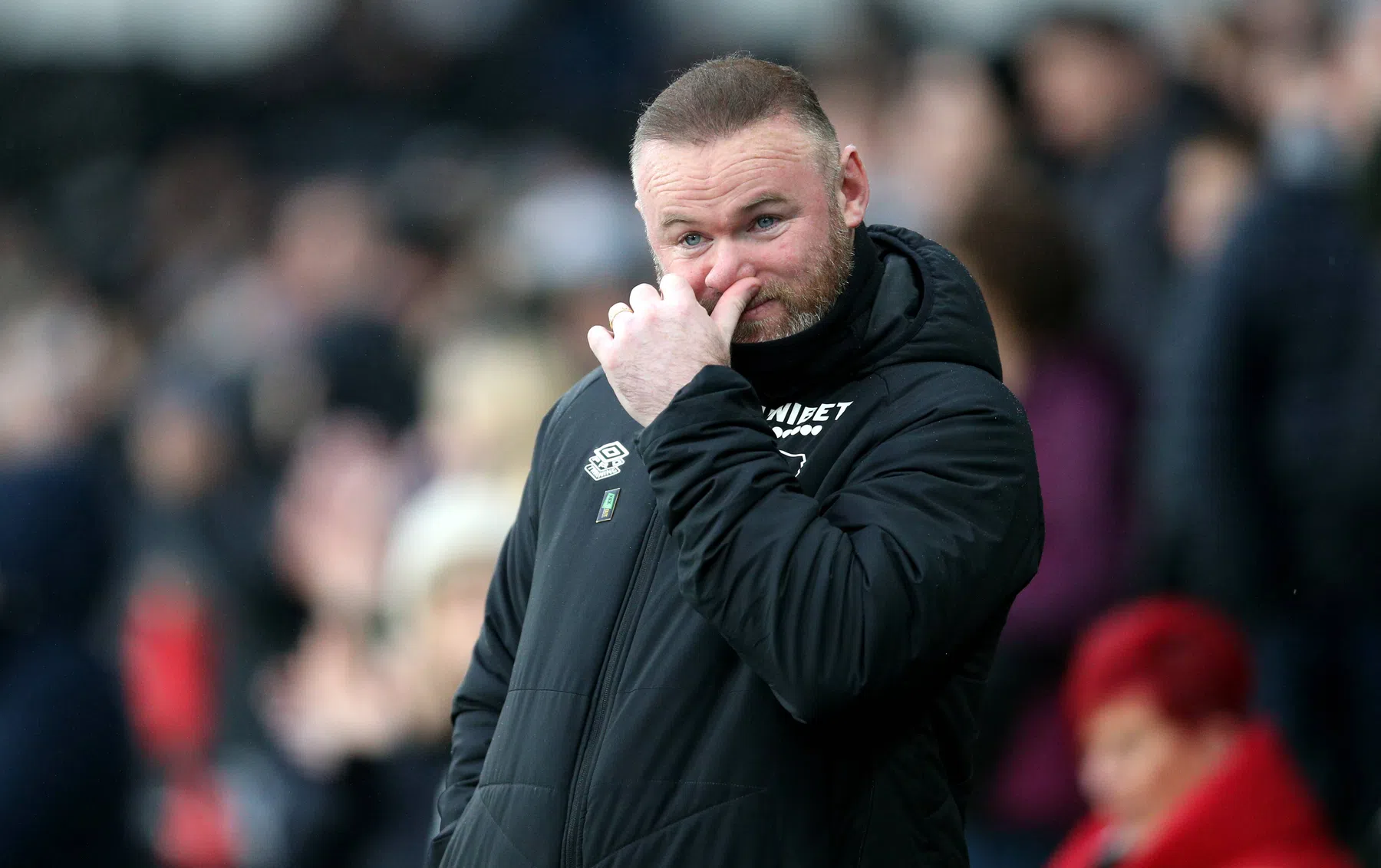 Rooney gaat tekeer op trainingsveld na nieuw transferverbod