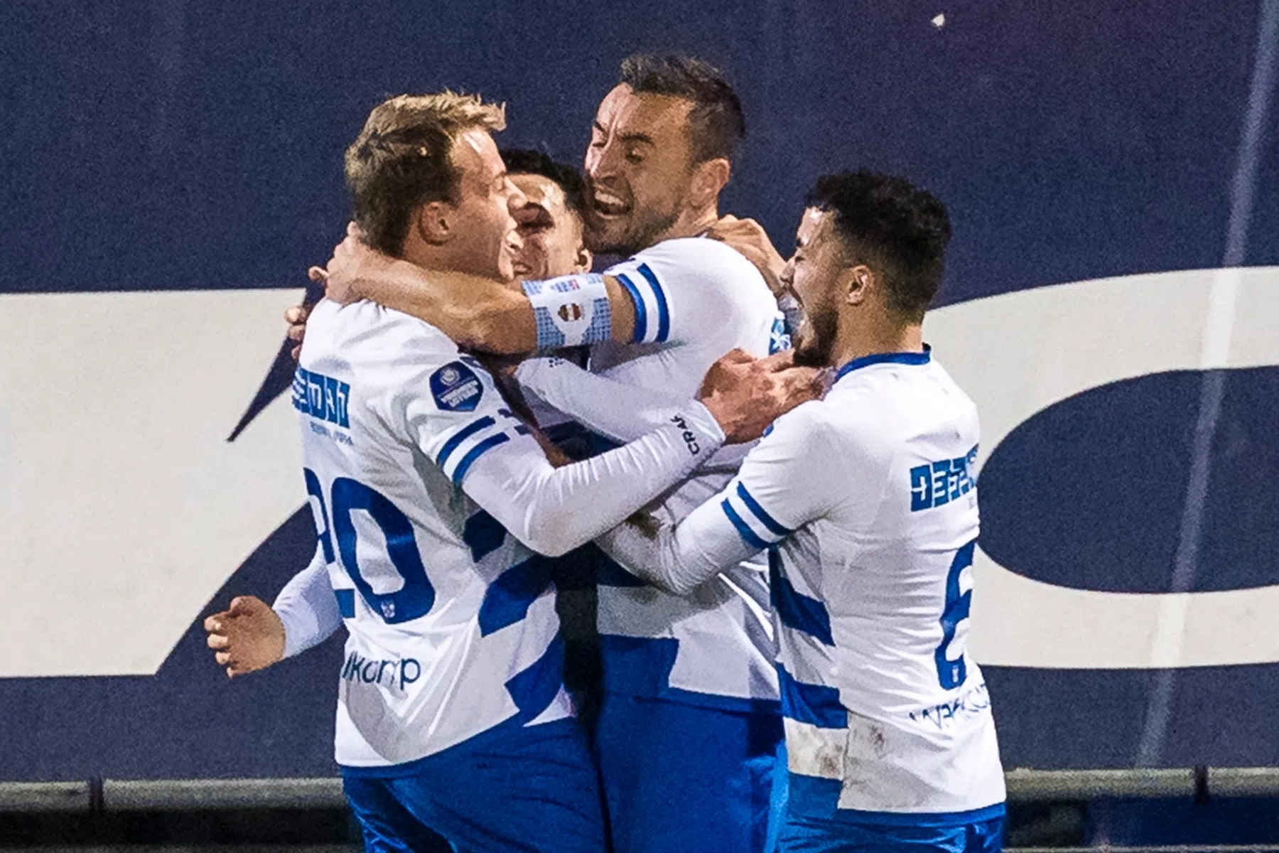 PEC slaat in wedstrijd die het niet wilde spelen toe tegen crisisclub Willem II