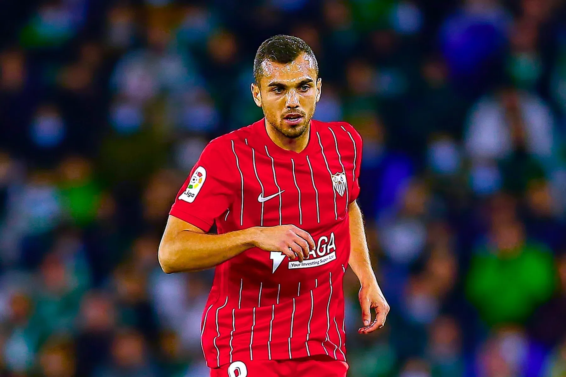 Speler geraakt door stok, derby van Sevilla definitief gestaakt