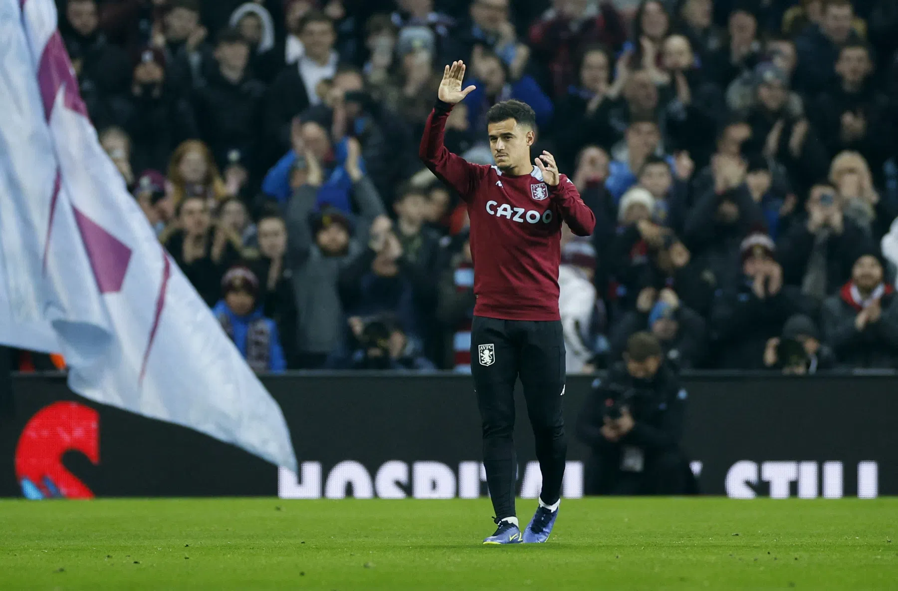 Coutinho doet tegen Man Utd direct wat hem bij Liverpool nooit gelukt is