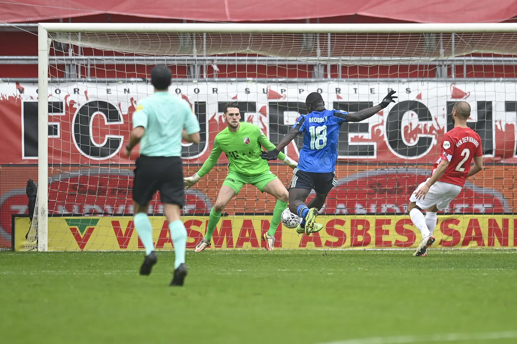 Speler van de Week: Brobbey met 'Ajax-dubbel' in zeer fraai gezelschap