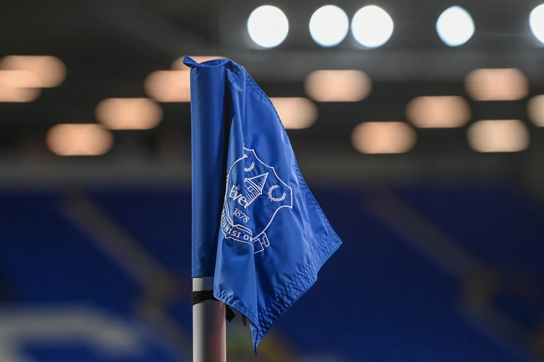 Zoektocht naar nieuwe trainer brengt Everton bij Engelse iconen