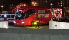 Thumbnail for article: Spelersbus Atlético Madrid op weg naar stadion bekogeld 
