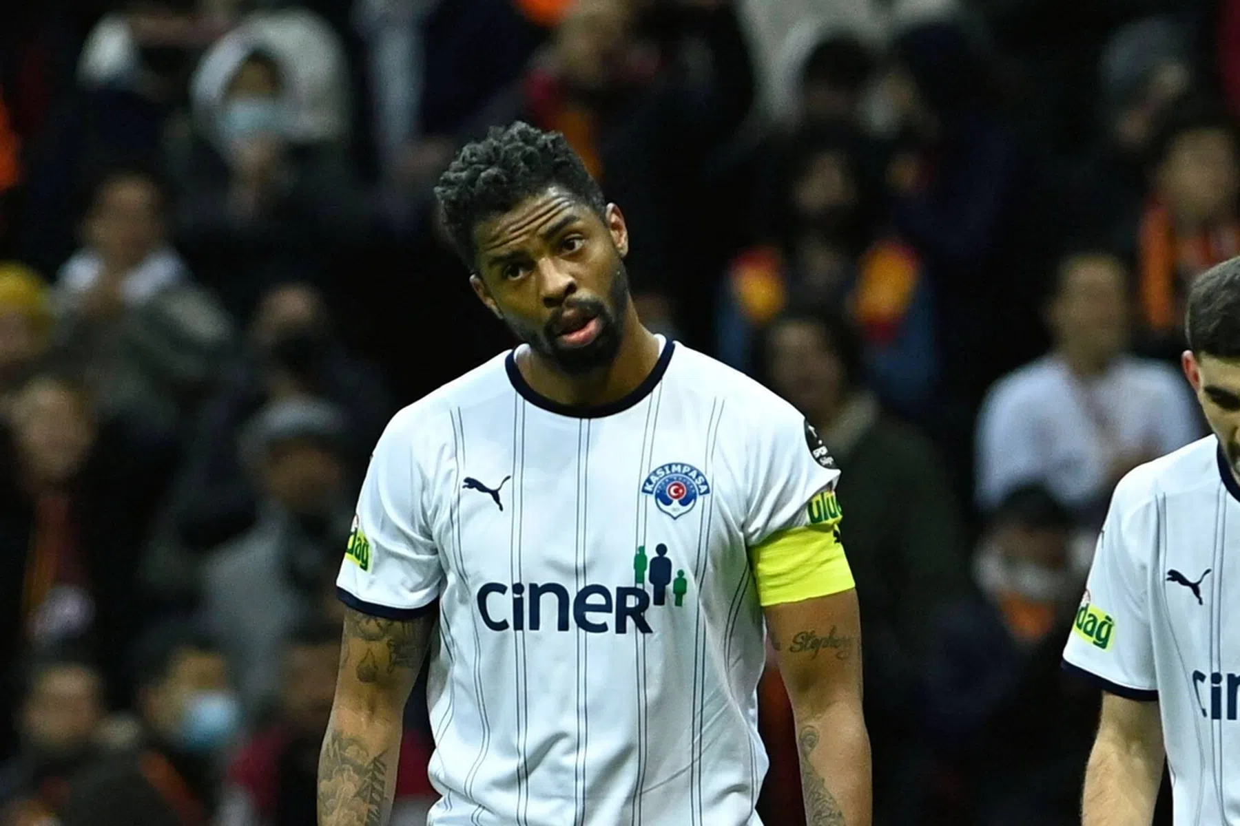 Oude liefde in verval: Donk laat juichen achterwege tegen Galatasaray