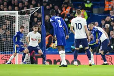 Thumbnail for article: Ziyech helpt Chelsea met magistrale goal op weg naar derbyglorie