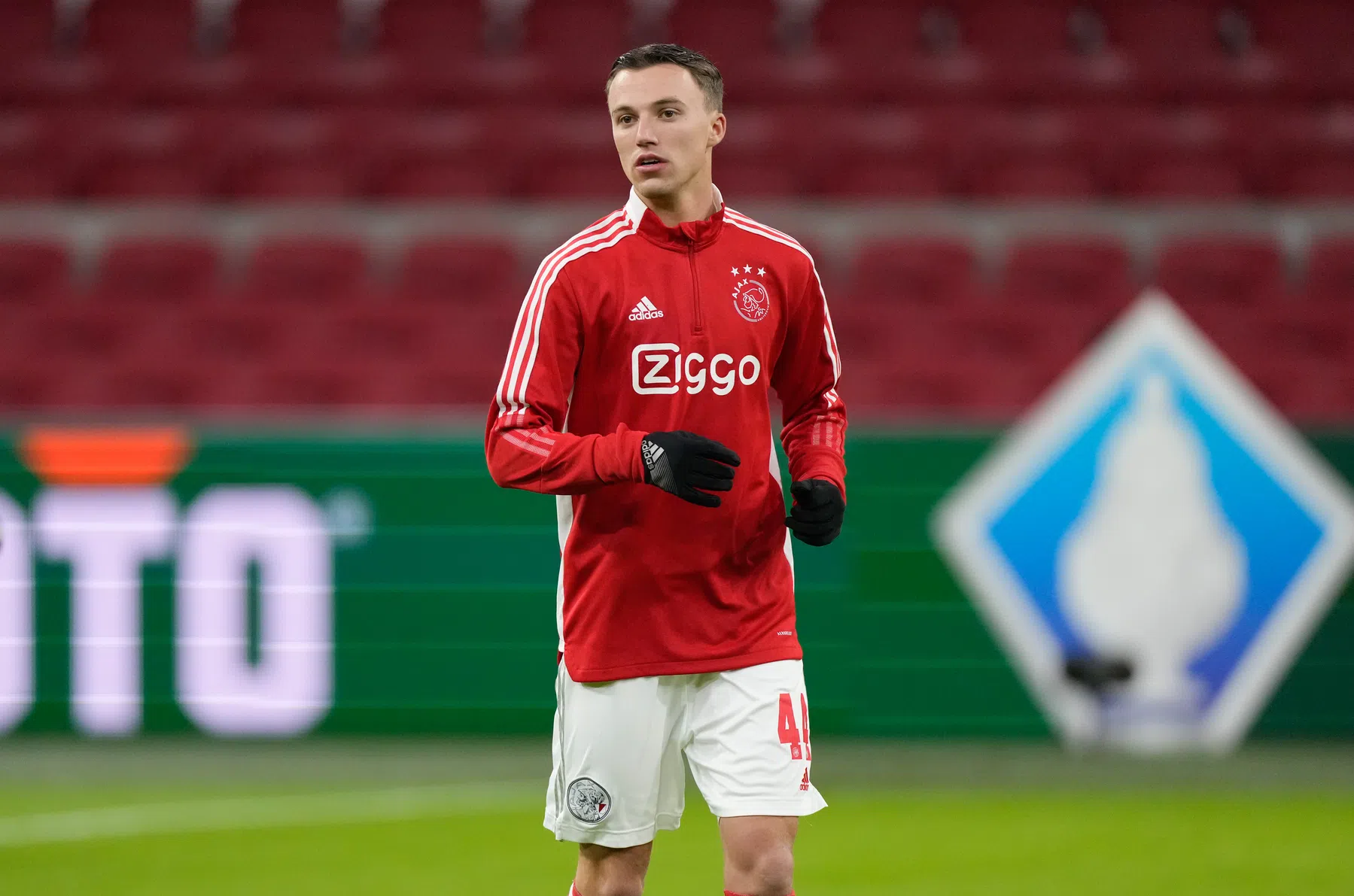 Ajax houdt multifunctioneel talent binnenboord