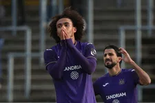 Thumbnail for article: Zirkzee verzuimt Union St. Gillis pijn te doen: sprookje van koploper duurt voort