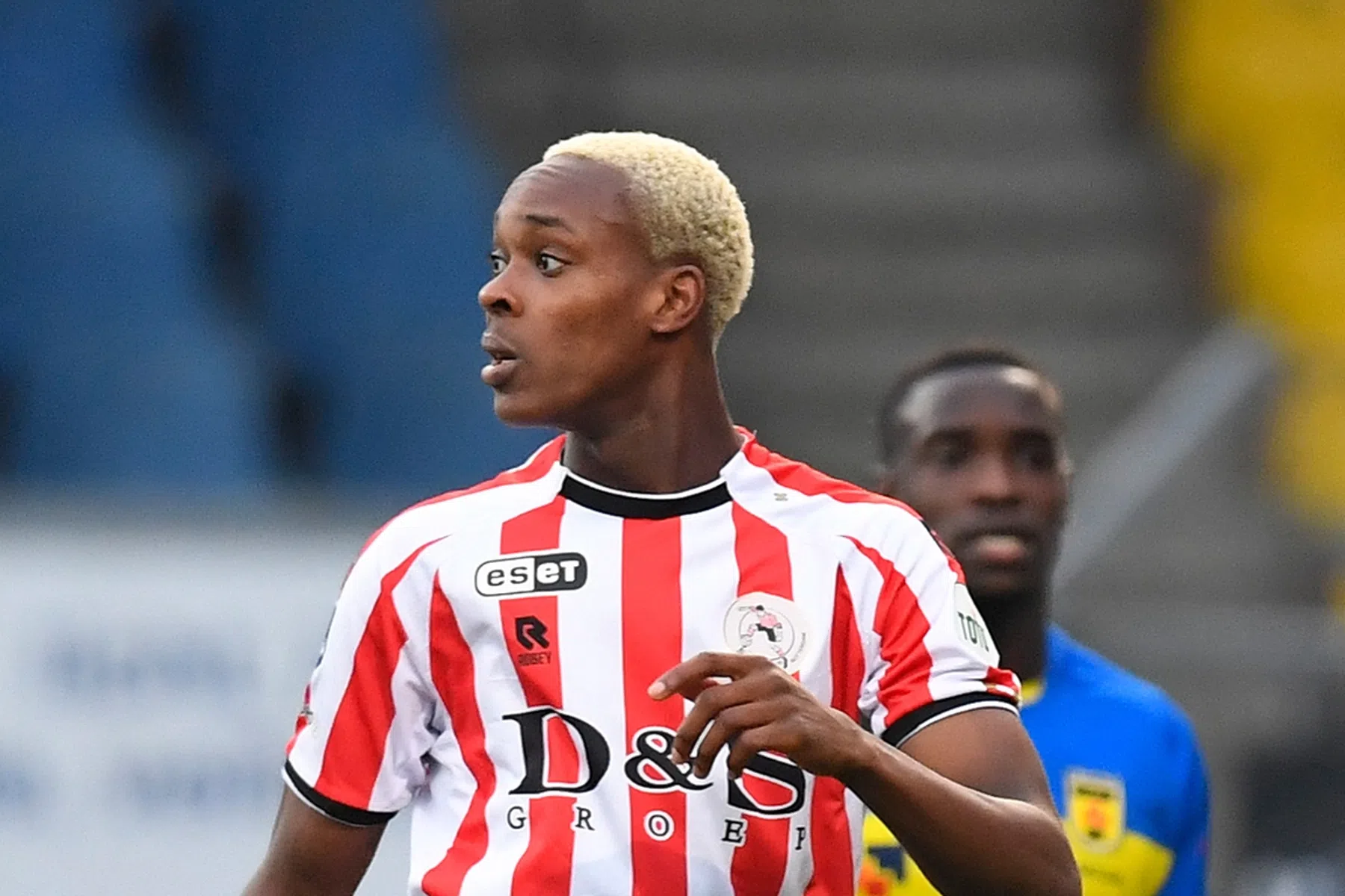 Sparta-spits Emegha hard op weg naar België