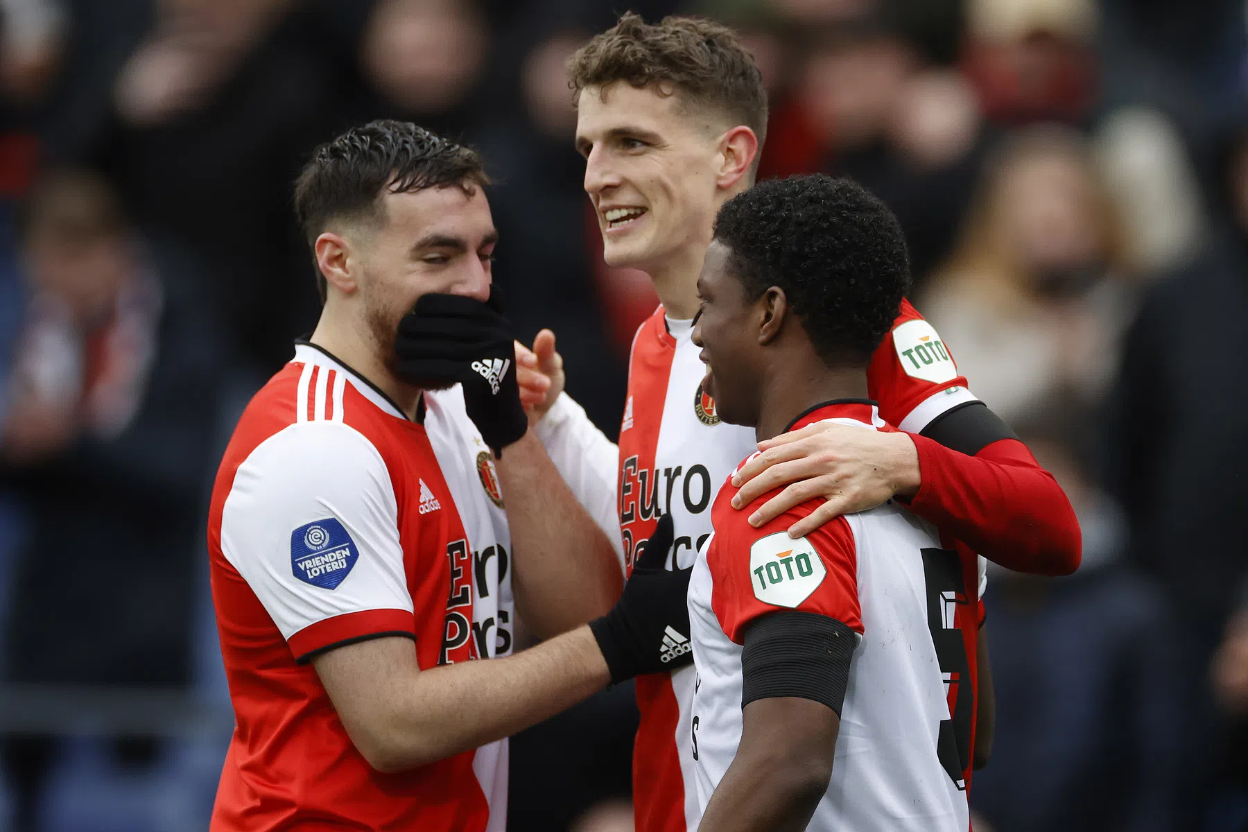 Het voetbal geeft Feyenoord houvast in de jacht op de Champions League