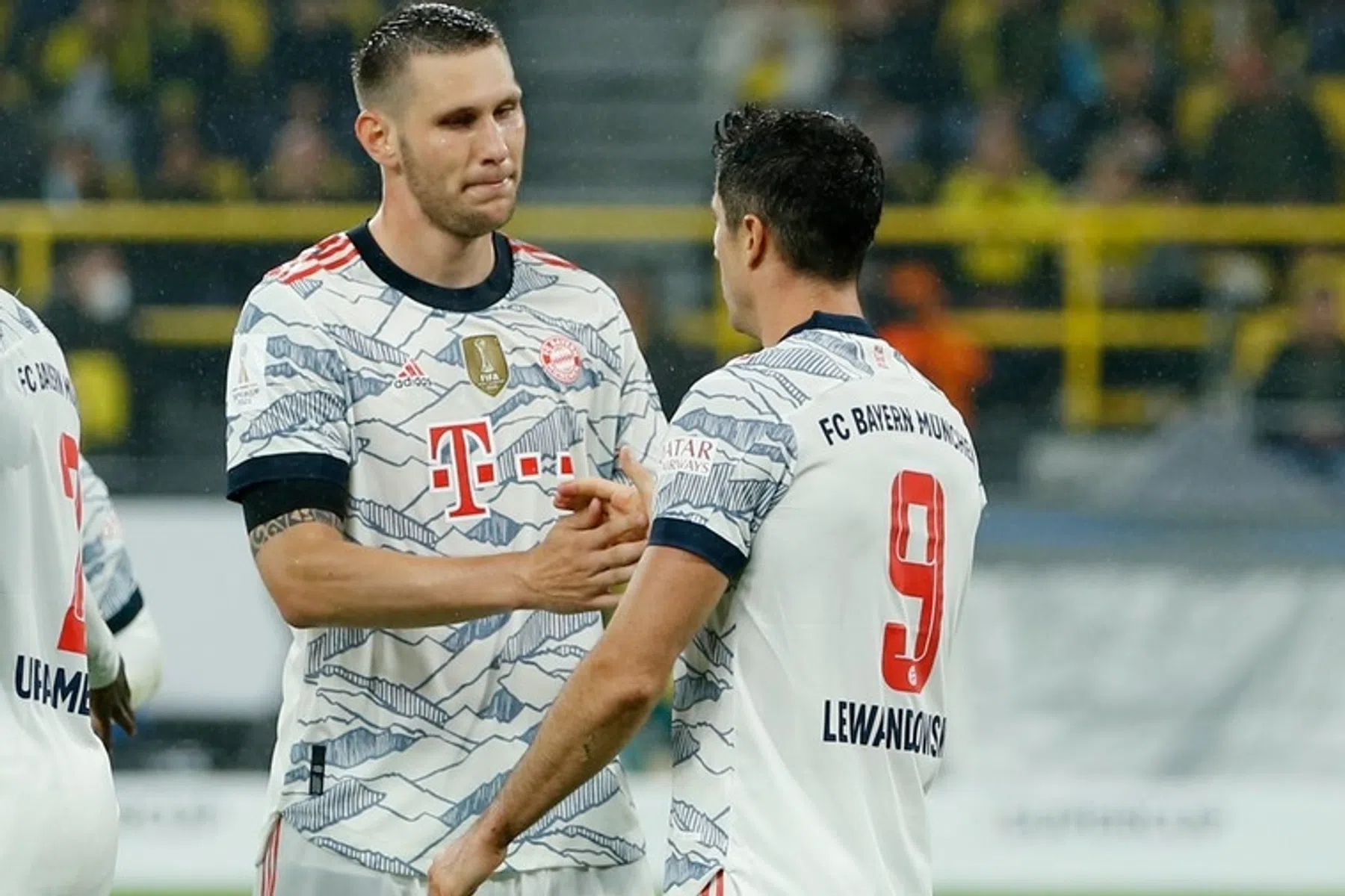 Pikante transfer bevestigd: Bayern-verdediger Süle gaat naar Dortmund