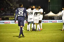 Thumbnail for article: Sprookje van vierdeklasser gaat verder: Versailles in halve finale Coupe de France