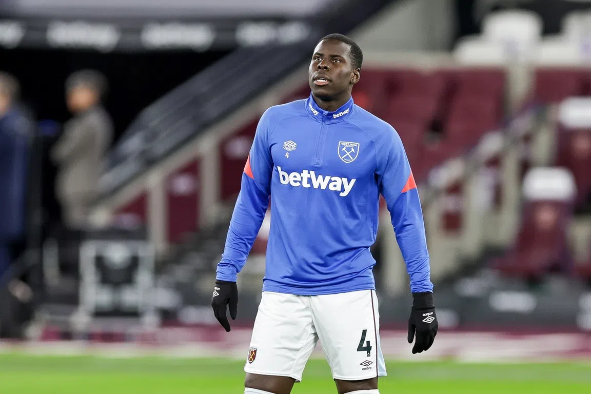 Zouma raakt sponsor én zijn katten kwijt na veelbesproken video
