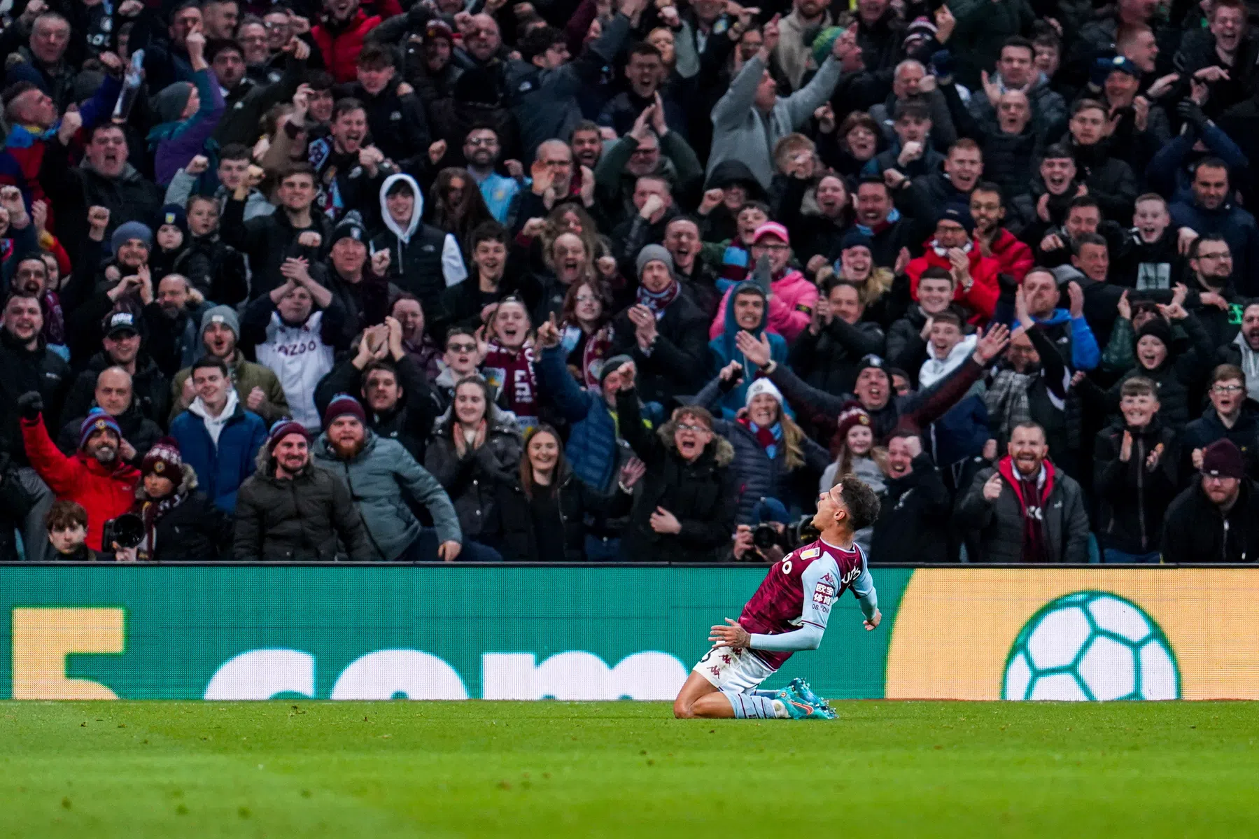 Ontketende Coutinho maakt indruk in Premier League: 'Hij was ouderwets'