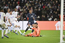 Thumbnail for article: Ancelotti bewierookt plaaggeest Mbappé: 'De beste speler van Europa'