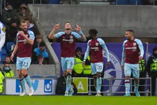 Thumbnail for article: Uitblinker Weghorst helpt Burnley van laatste plek af