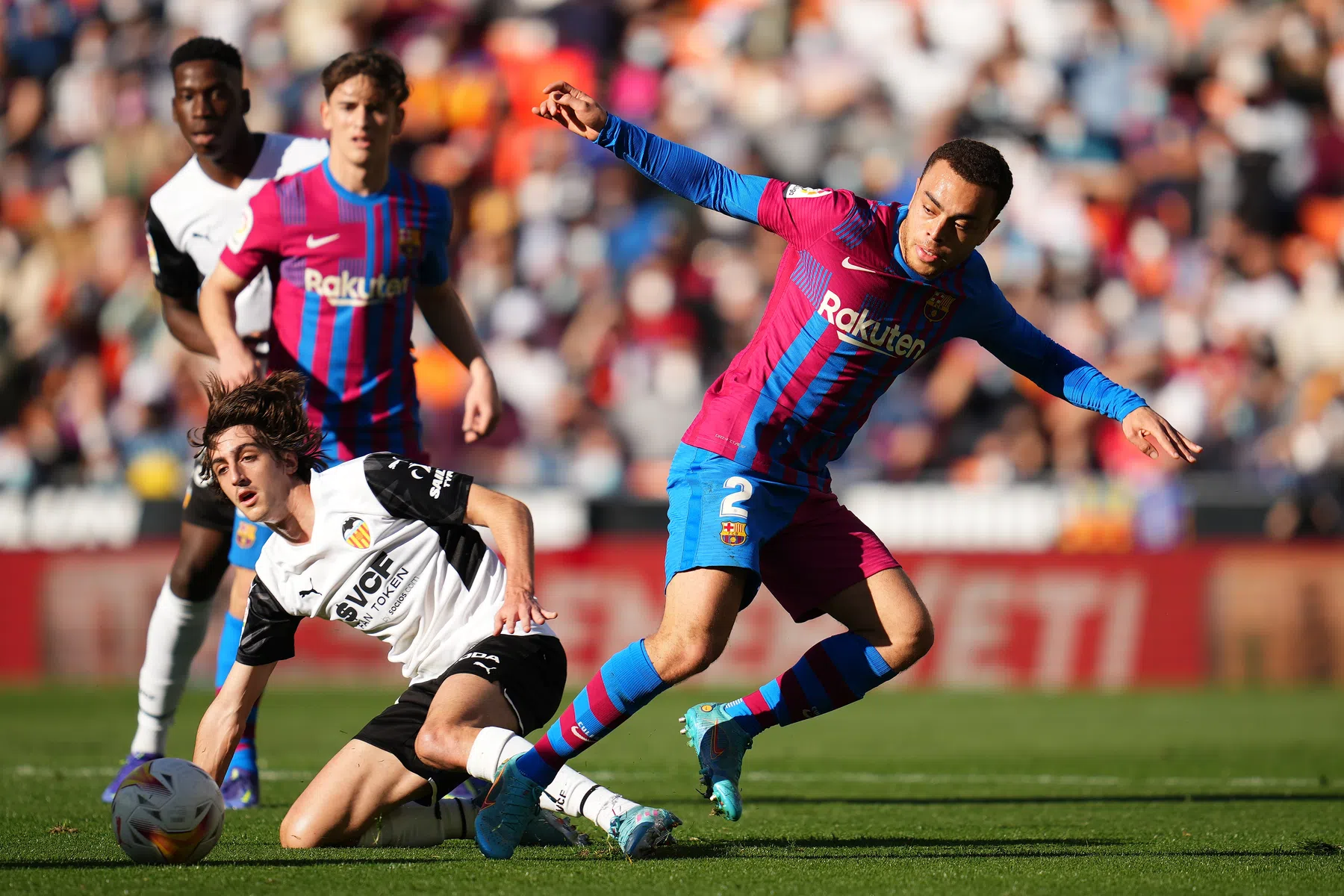 Xavi ziet Dest onder zijn leiding grote stappen maken