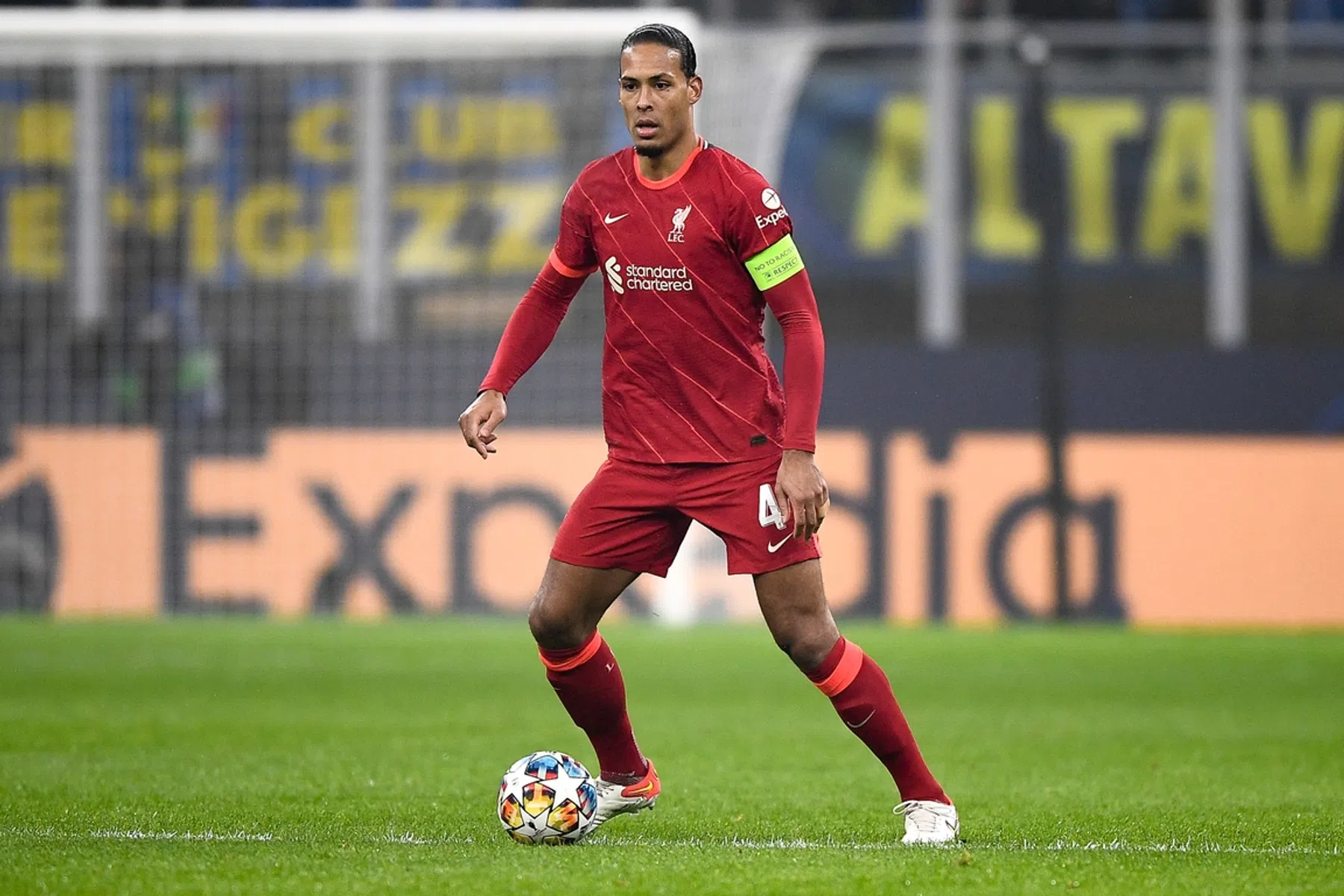 Koning in eigen huis: Van Dijk stevent af op indrukwekkend record