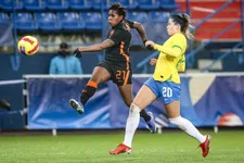 Thumbnail for article: Weg richting EK nog vol hobbels voor Leeuwinnen