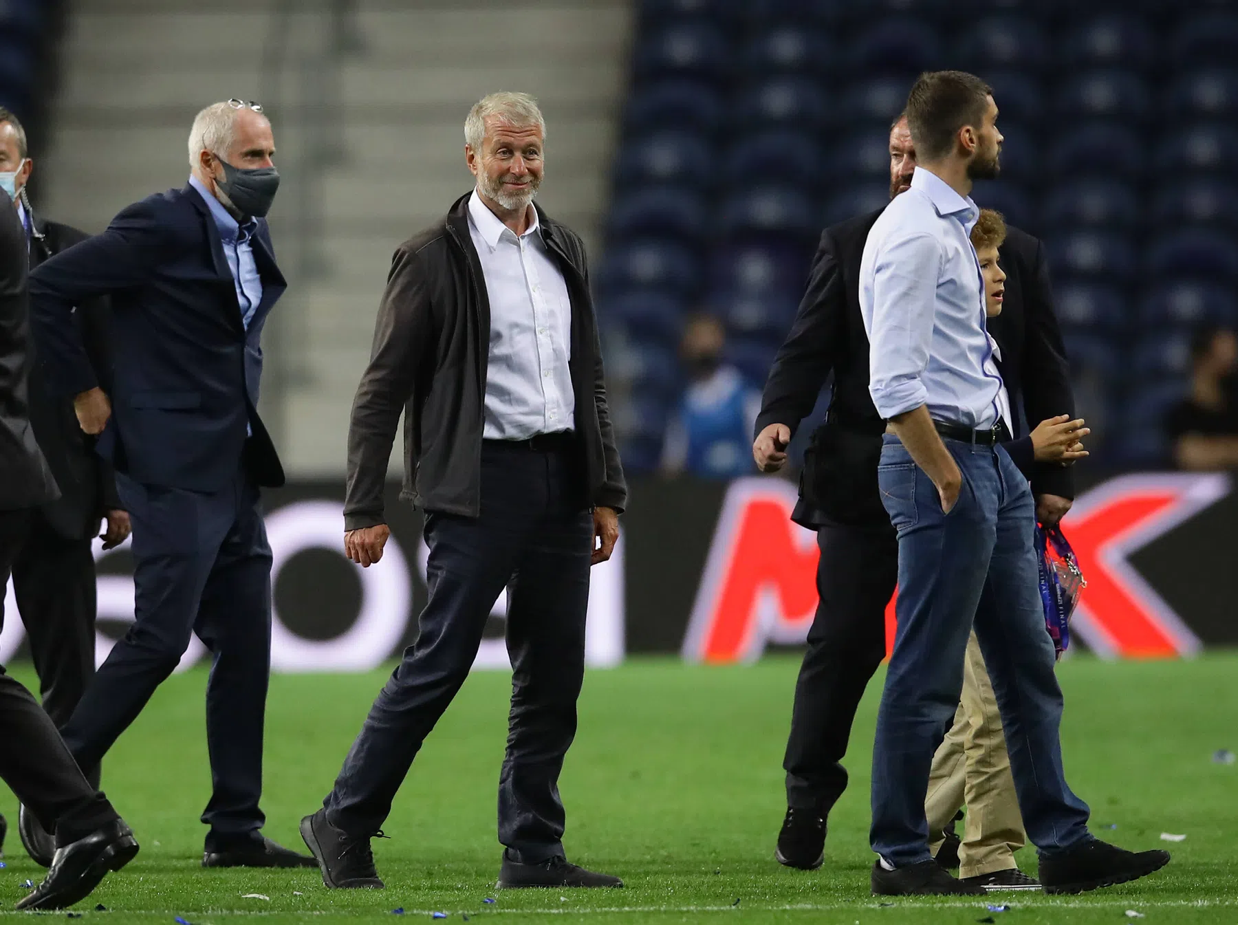 Zorgen bij Tuchel om mogelijk ingrijpende Britse sancties tegen Abramovich