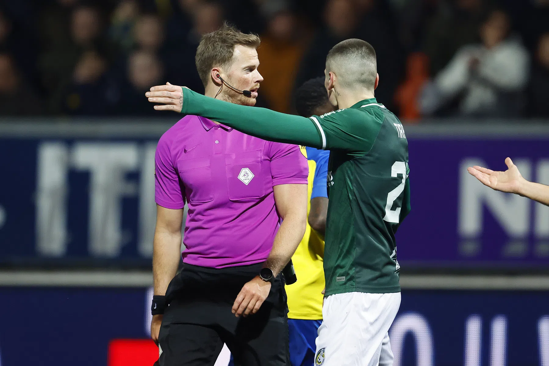 Van der Laan geeft toe: 'Denk dat ik als VAR niet had ingegrepen'