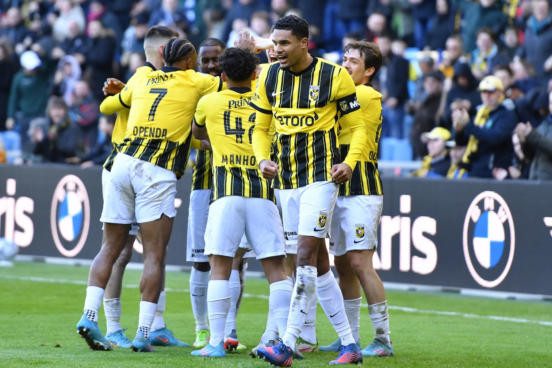 Elftal van de Week: Vitesse dominant, ook meerdere Heraclieden en PSV'ers