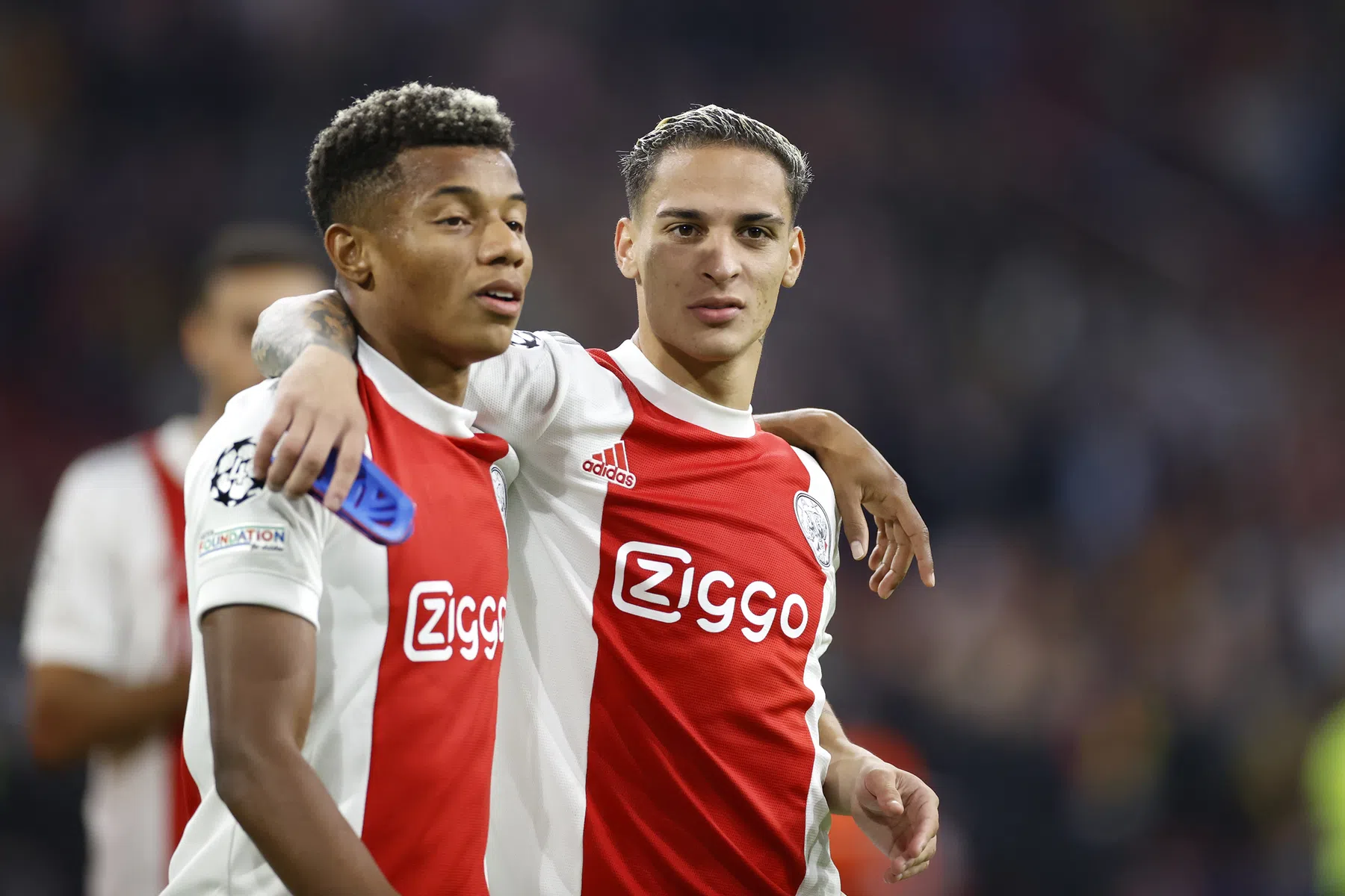 Ajax leefde mee met Neres: 'Antony heeft daar heel veel last van gehad'