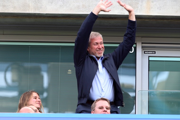 Abramovich bevestigt dat hij Chelsea gaat verkopen