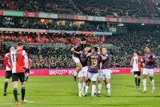 Thumbnail for article: Feyenoord verzuimt met uitglijder druk op Ajax, PSV en AZ te zetten