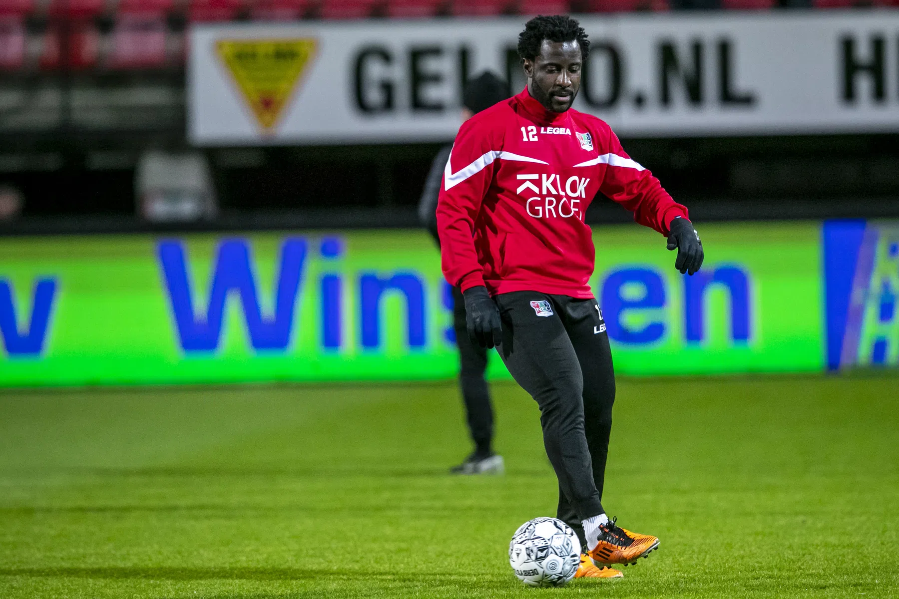 Bony over NEC-transfer: 'Een hoop shit binnengekregen'