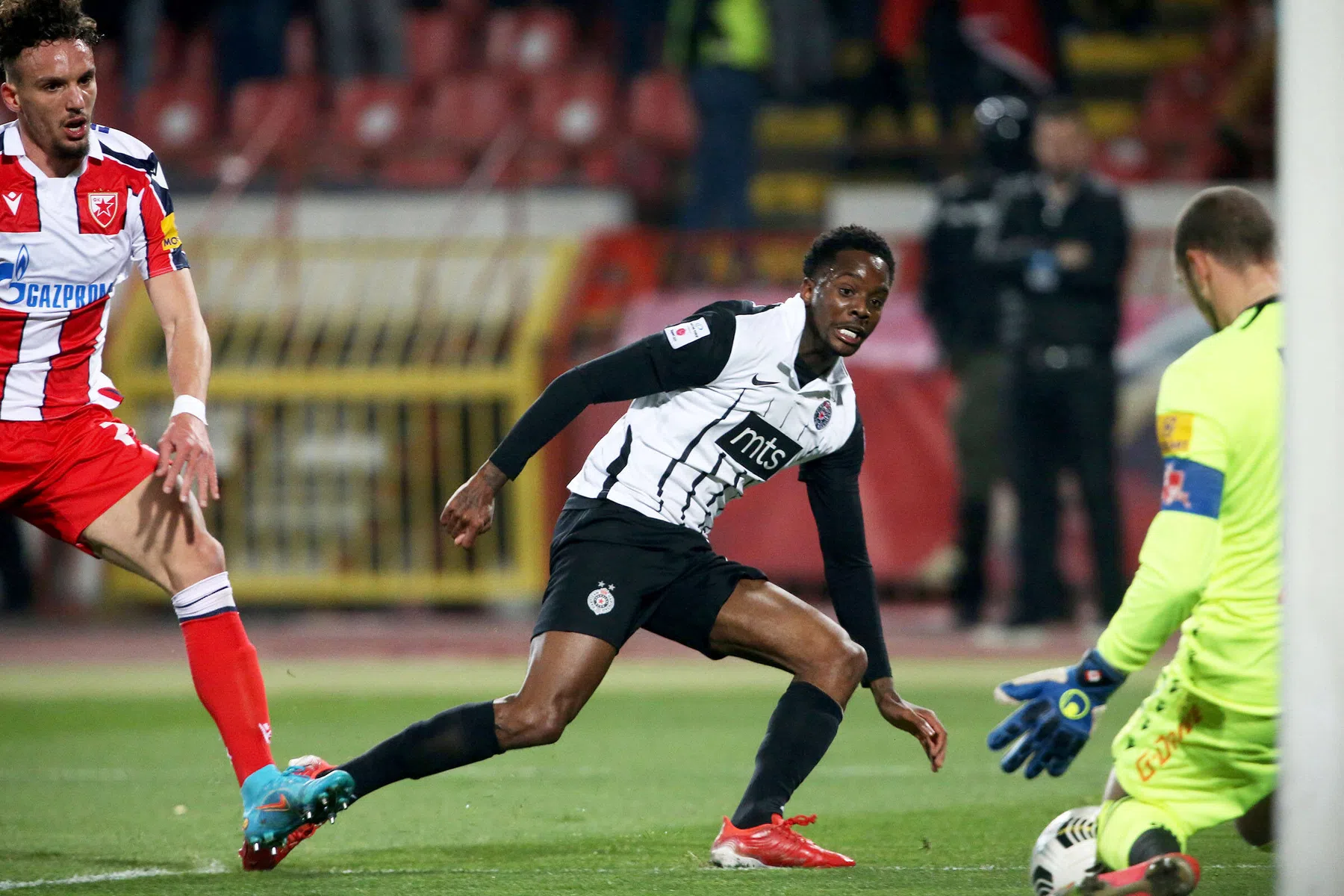 Feyenoord krijgt te maken met koploper met indrukwekkende stats