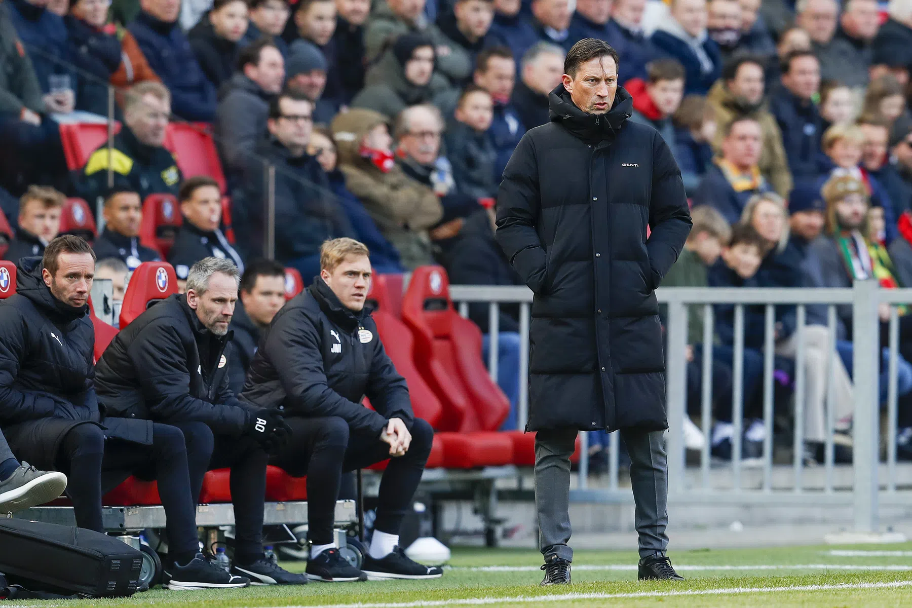 Positieve Schmidt ziet PSV op stoom raken: 'We gaan richting onze topvorm'