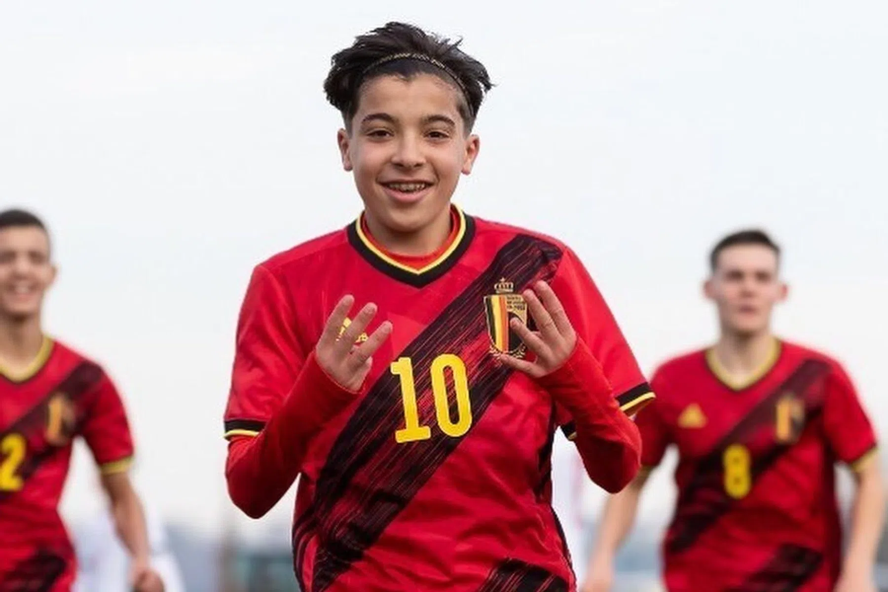 Waarom Ajax alles uit de kast haalde voor dit piepjonge Belgische talent