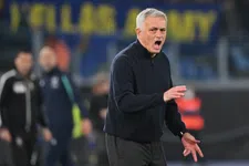 Thumbnail for article: 'Mourinho rent soms dertig, veertig meter met me mee'