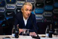 Thumbnail for article: Van Marwijk stopt als trainer: 'Ik denk dat het mooi geweest is'