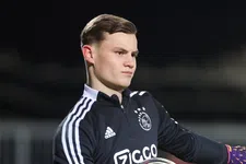Thumbnail for article: Charlie Setford, de jonge Ajax-goalie met Engelse dromen