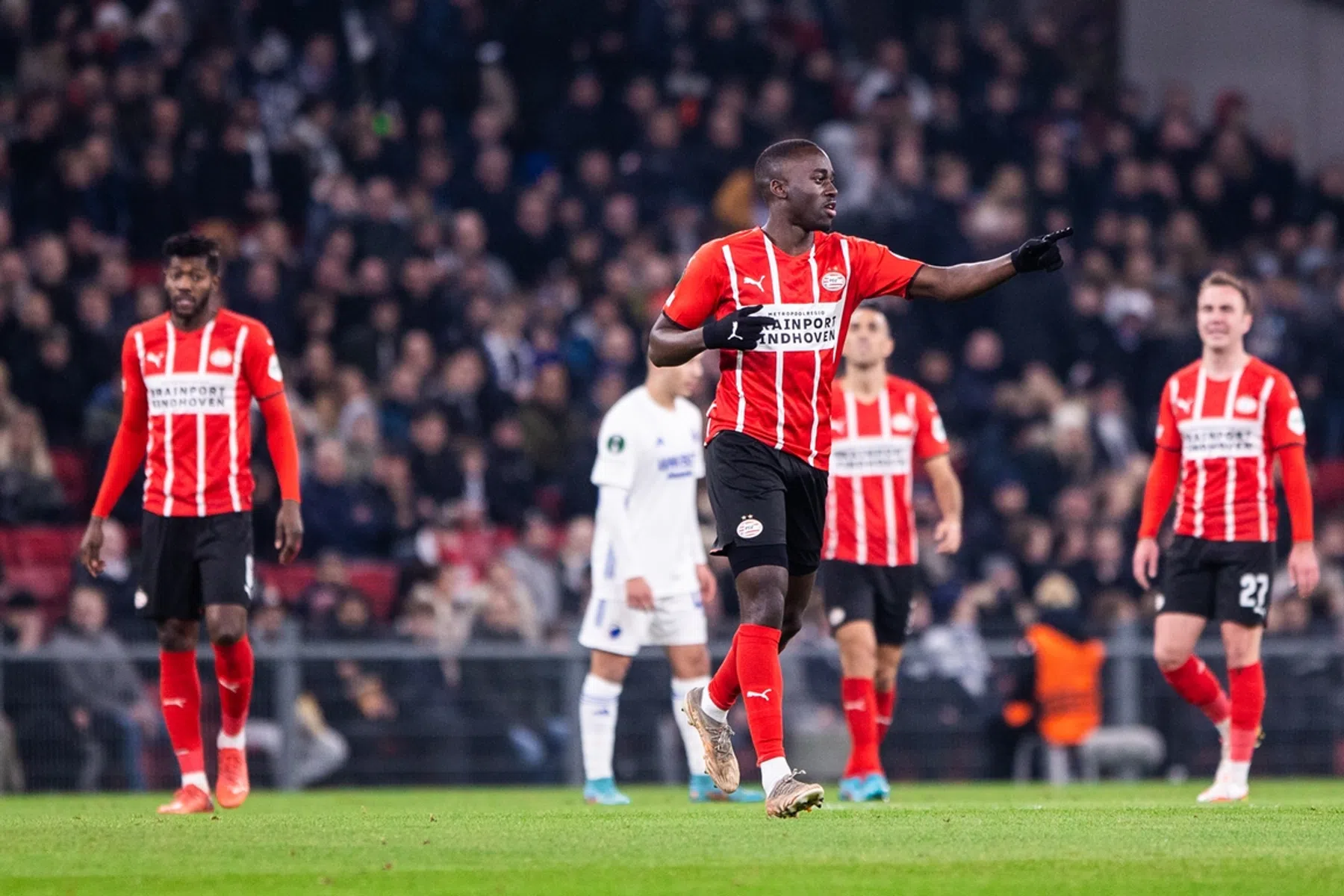 Met deze kwaliteit maakte Oranje-nieuweling Jordan Teze indruk op Van Gaal