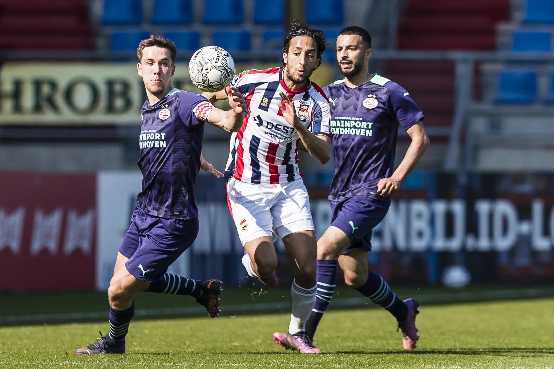 Romero doet Willem II pijn, Utrecht verliest na wisseling van de wacht 