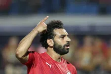Thumbnail for article: Salah deelt eerste tikje uit aan Mané op weg naar WK