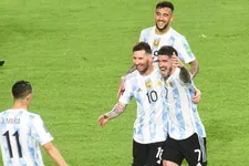 Thumbnail for article: Stralende Messi heeft bij Argentinië wél reden tot lachen en gaat in op toekomst