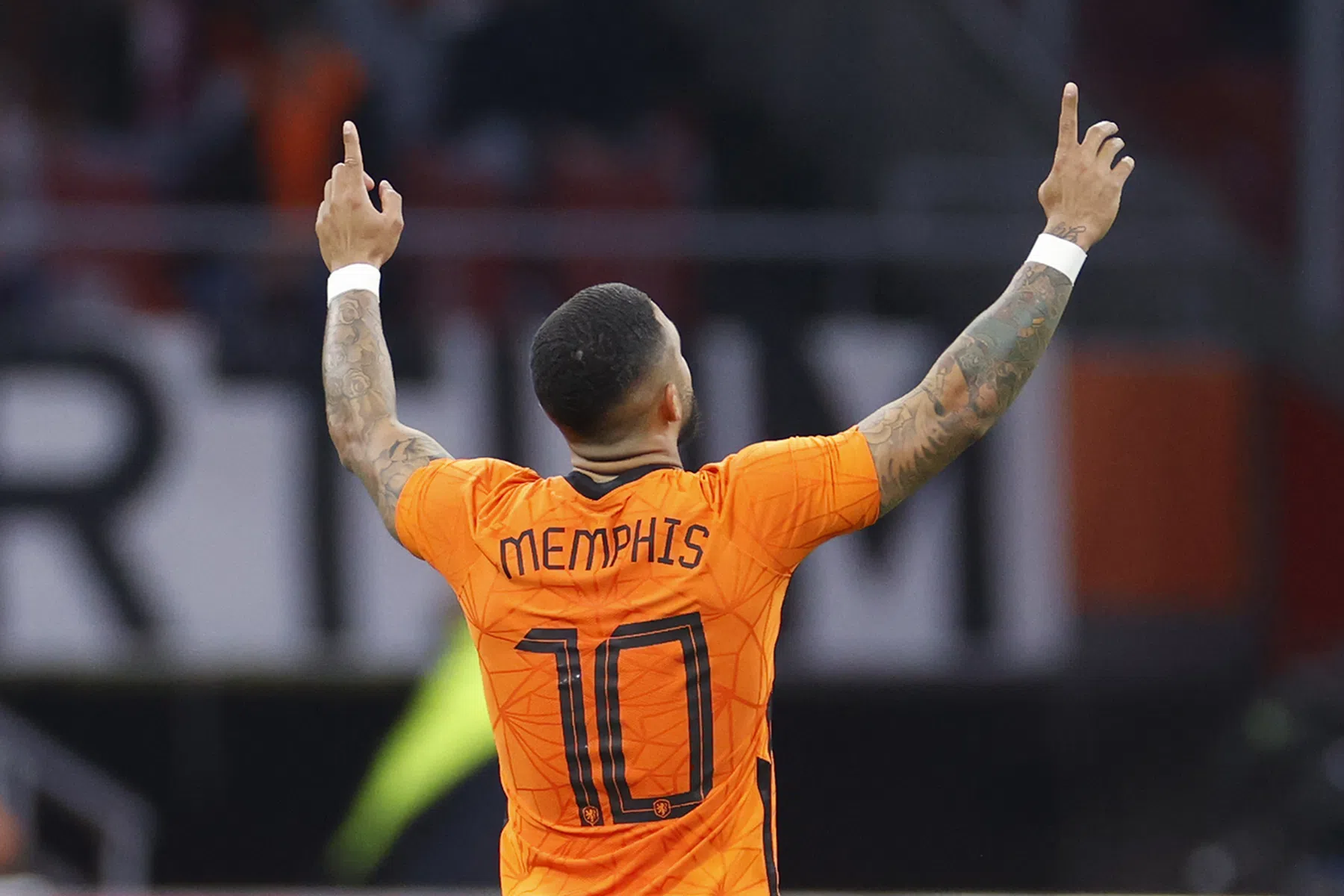 Goalgetter Memphis heeft nog drie spelers voor zich in Oranje