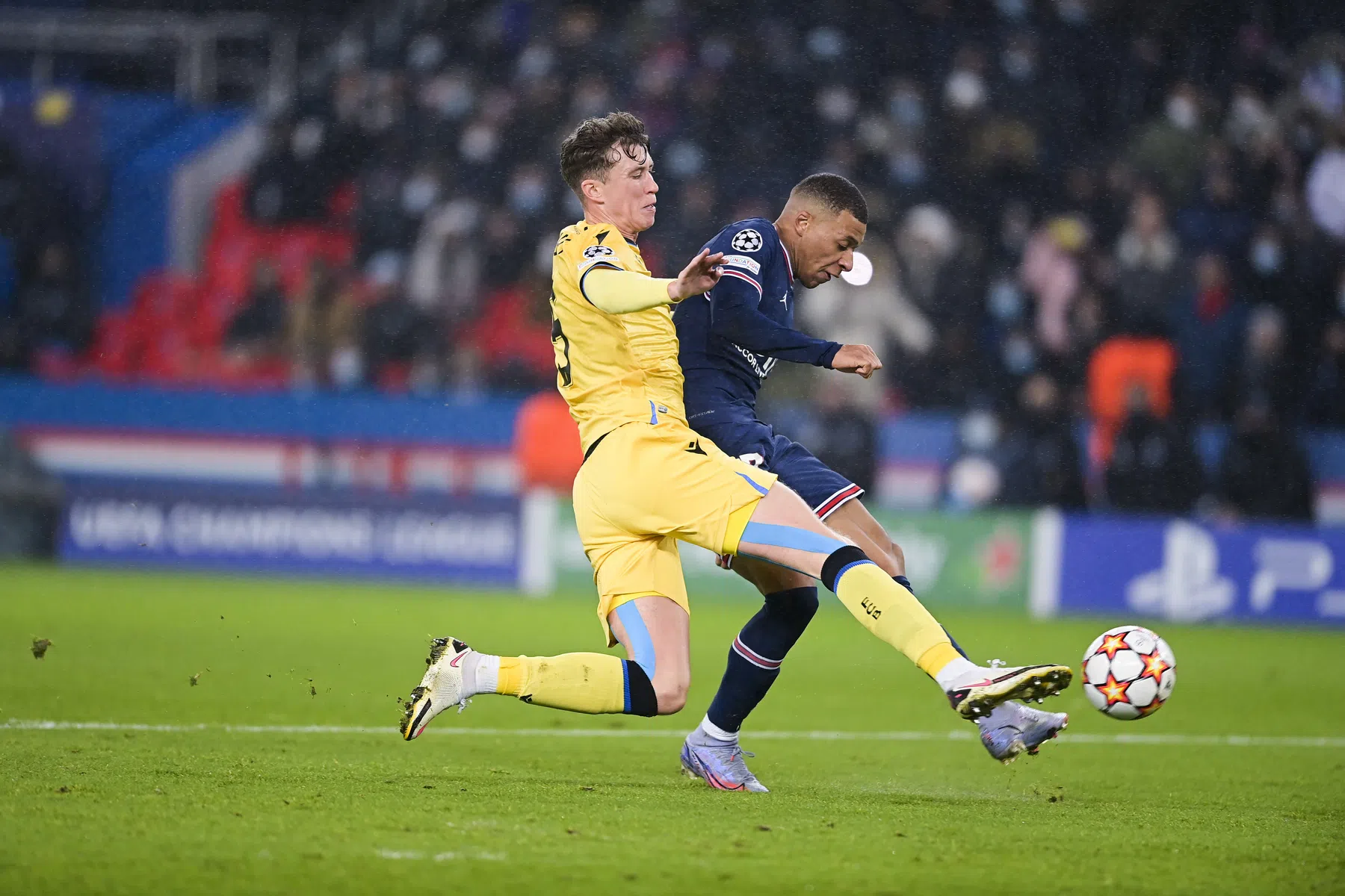 Schreuder maakt geen vrienden in Brugge: 'Hij is extreem hard voor me'