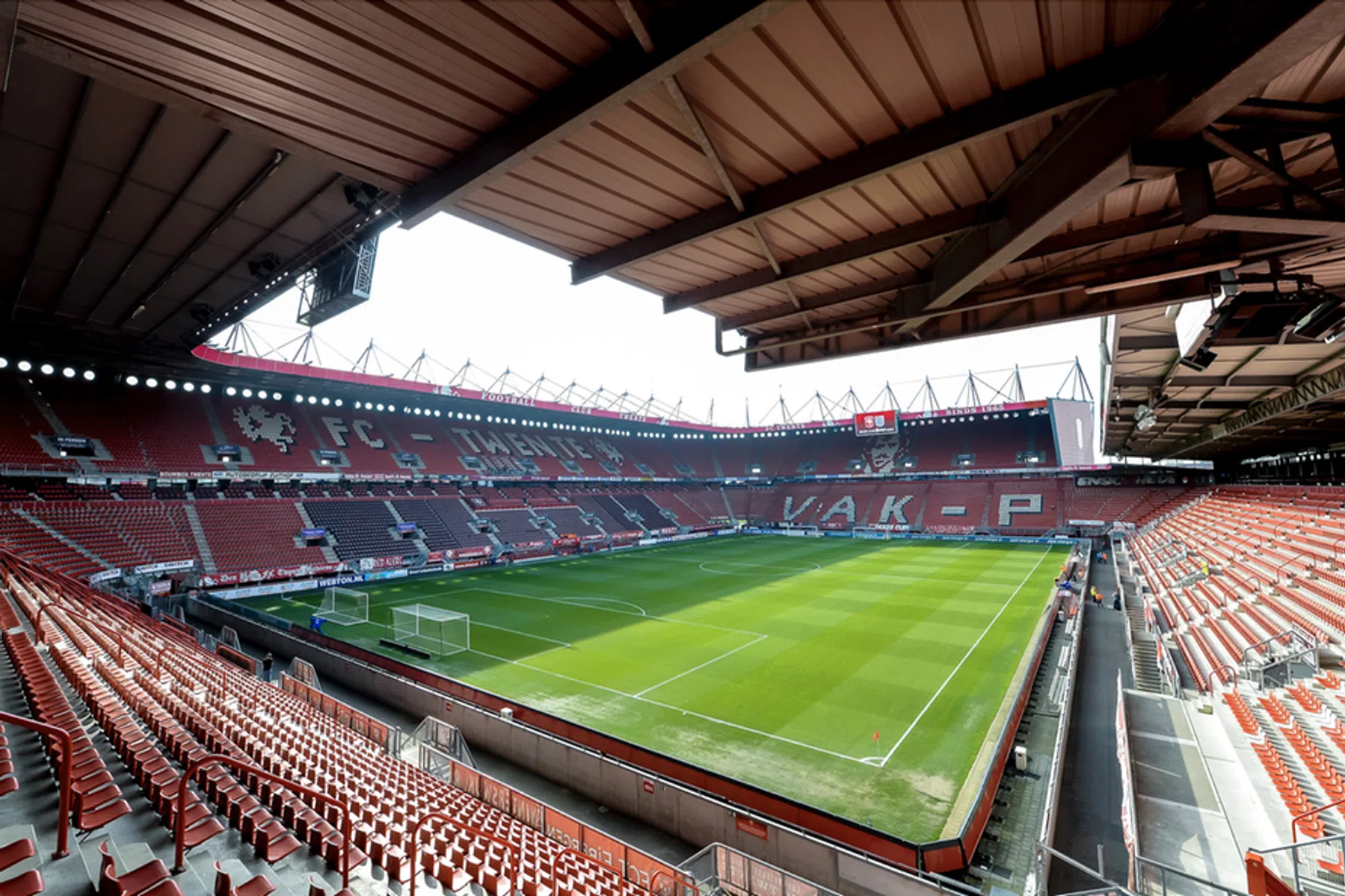 2. FC Twente: in De Grolsch Veste ontmoeten geschiedenis en toekomst elkaar