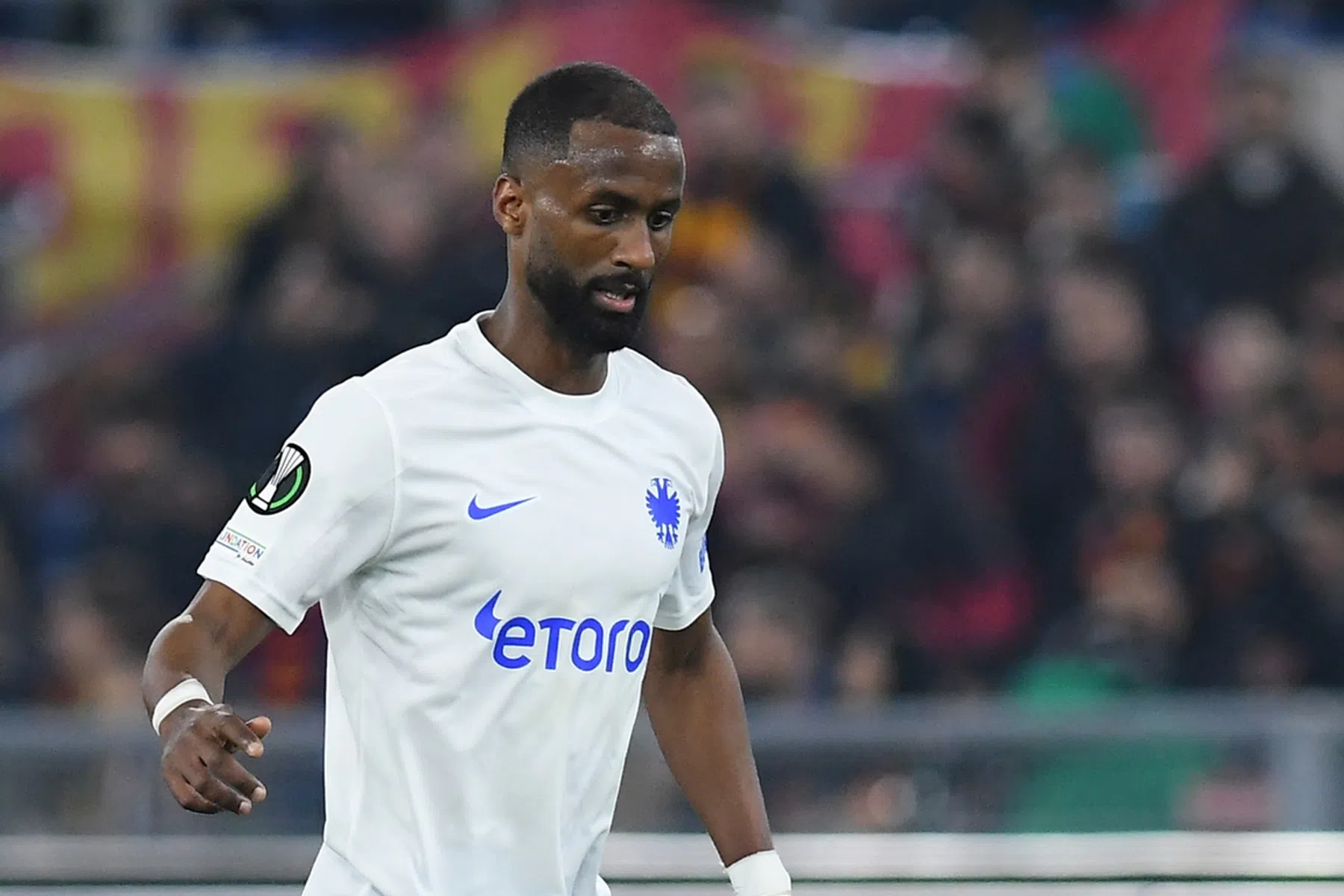 Vitesse mist sleutelspeler in Alkmaar, wel goed nieuws voor Bazoer