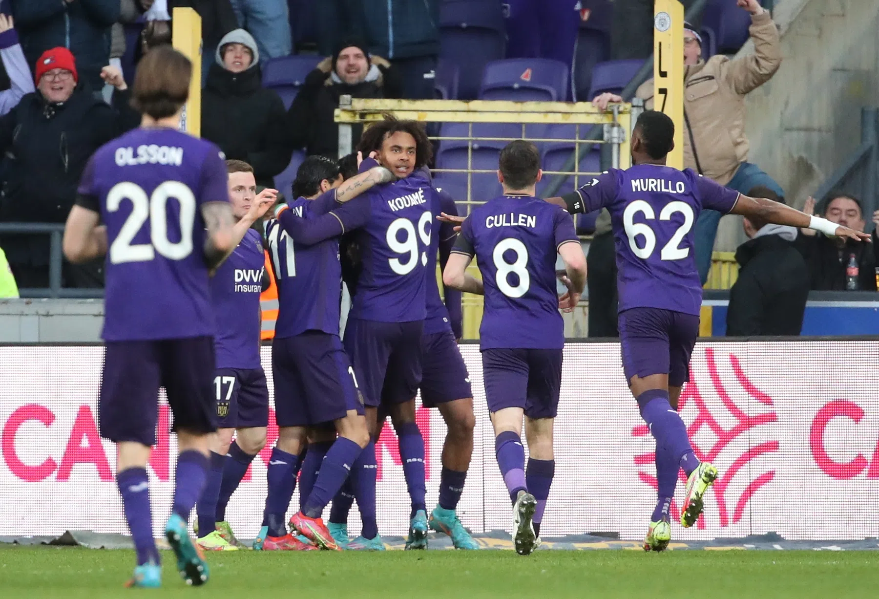 Anderlecht met scorende Zirkzee op koers voor de Champions play-offs